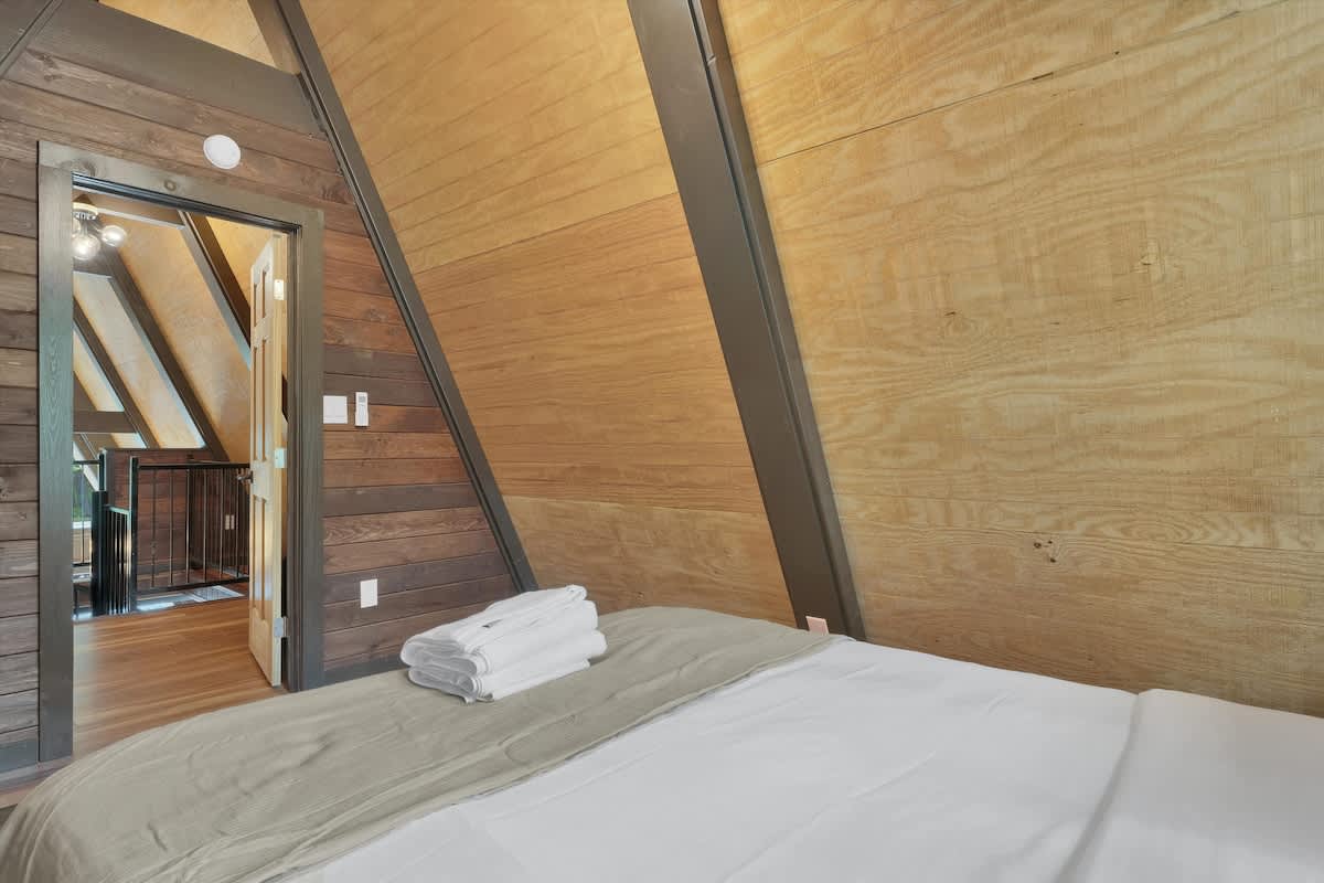 Modern New A-Frame Cabin | Hot Tub | Big Bass Lake