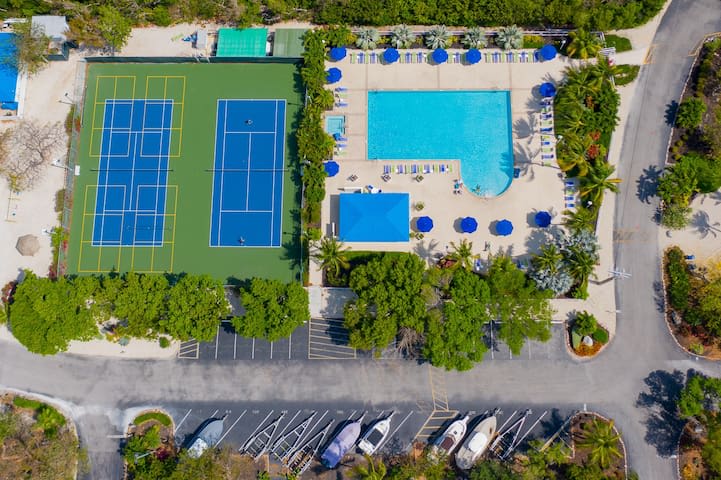 Baja Penthouse | Corner Unit | Ocean Pointe 1416 - Photo 30