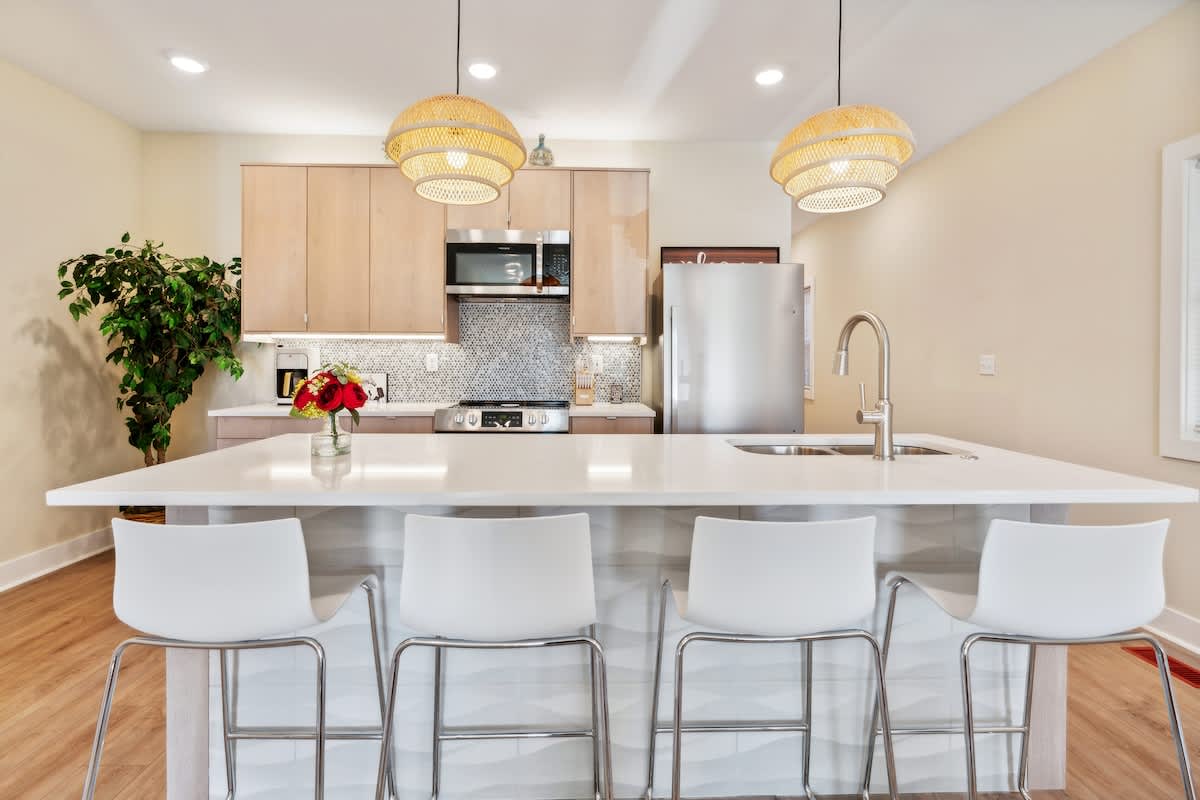 A Derby City Fav! 2bd/2Ba for Bourbon or Business!