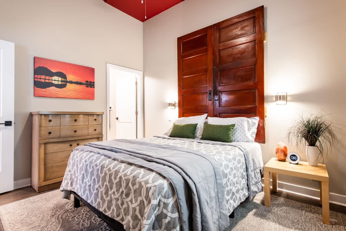 Shotgun Rye | Louisville 1BR + Office & Backyard