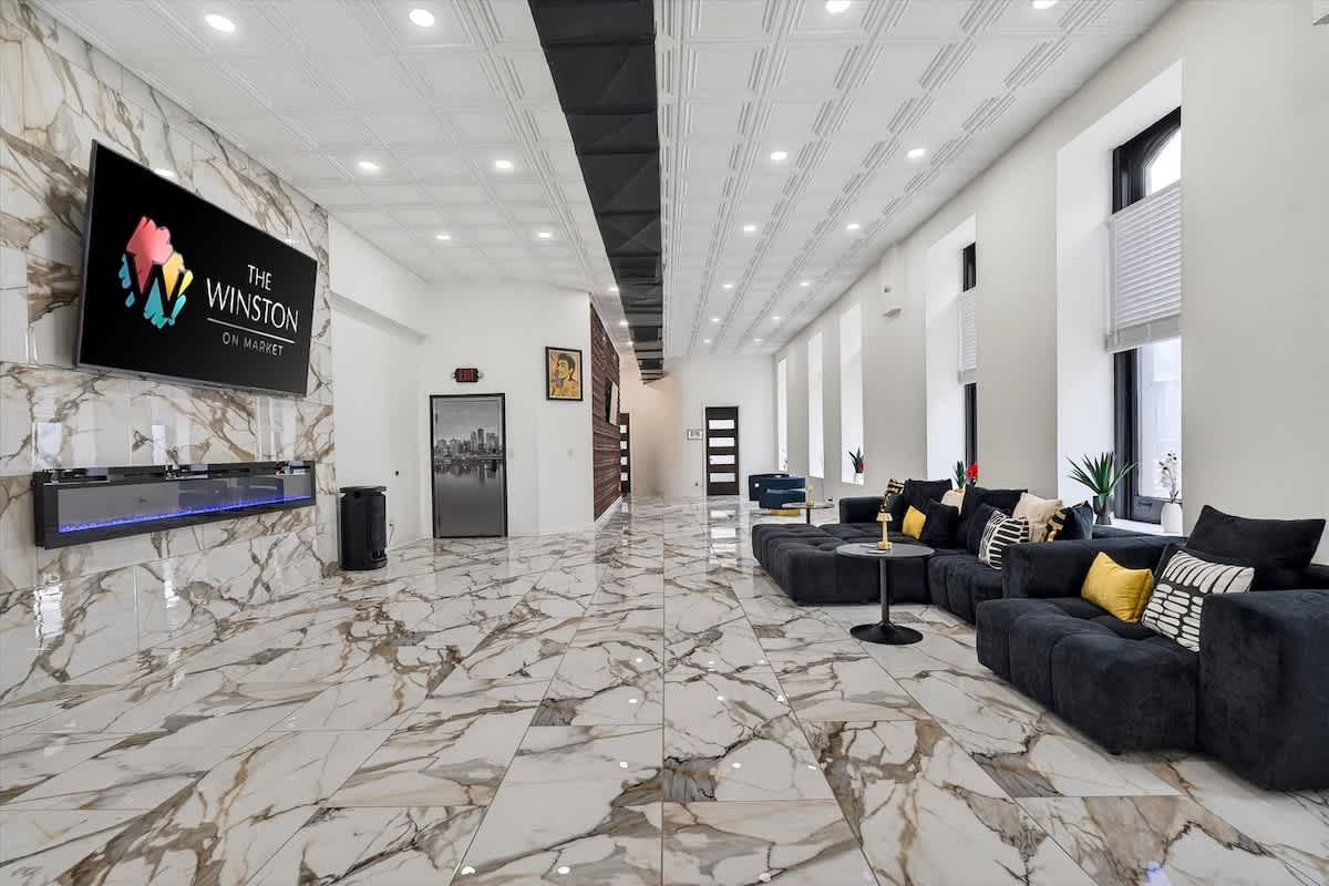 The Winston on Market | Downtown Louisville Loft