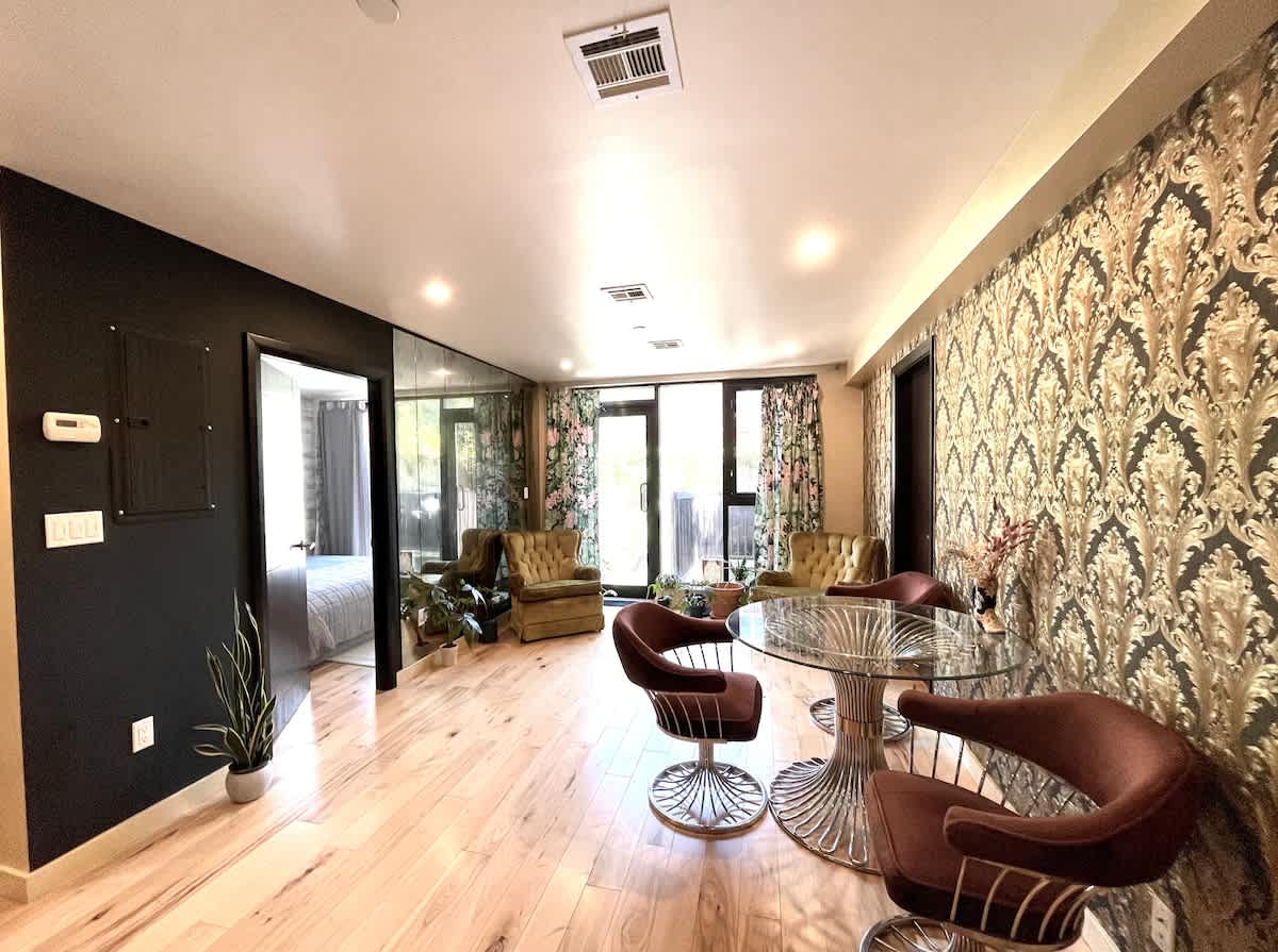 Bright 2-Story Brooklyn Oasis w Patio & Fire Pit