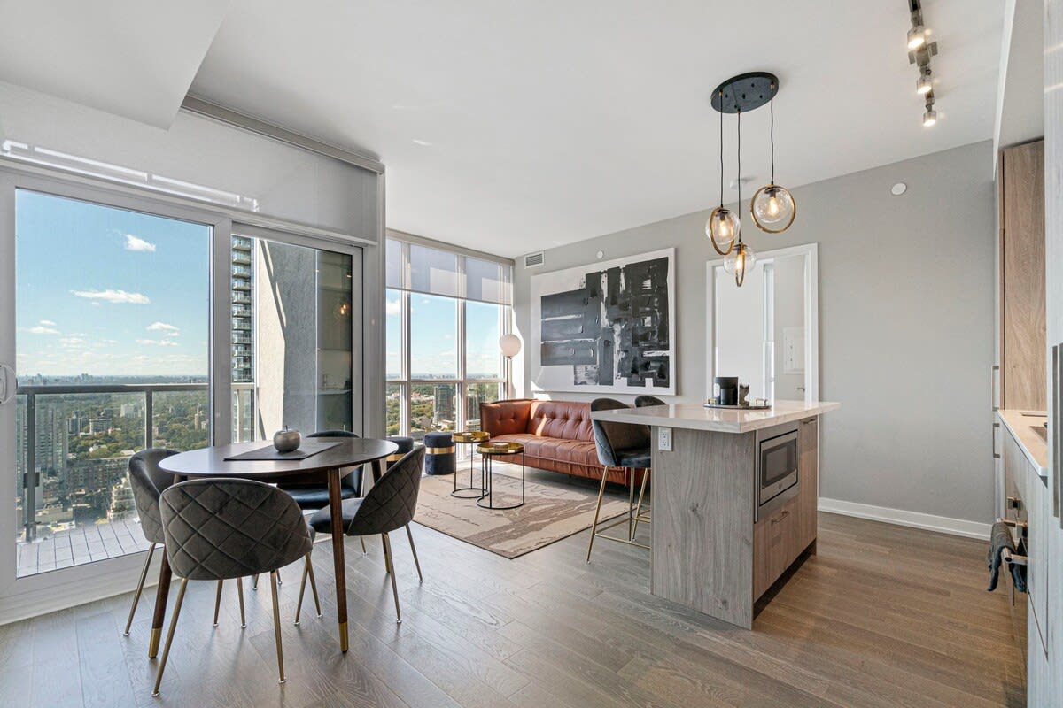 Yorkvilles High in the Sky Suite