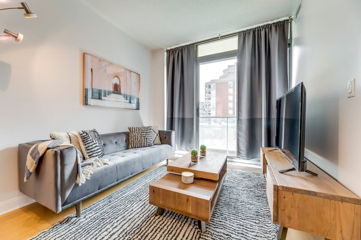The Yorkville Severn Suite