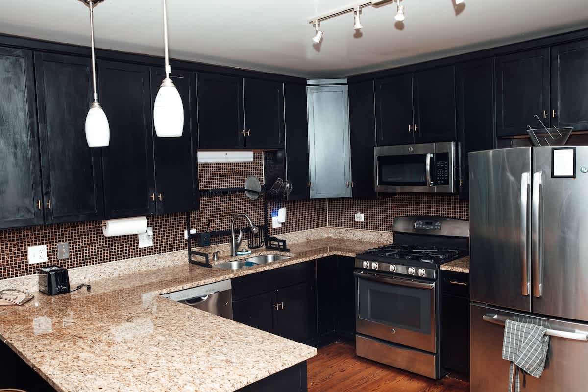 Modern & Spacious Stay in Historic Bronzeville