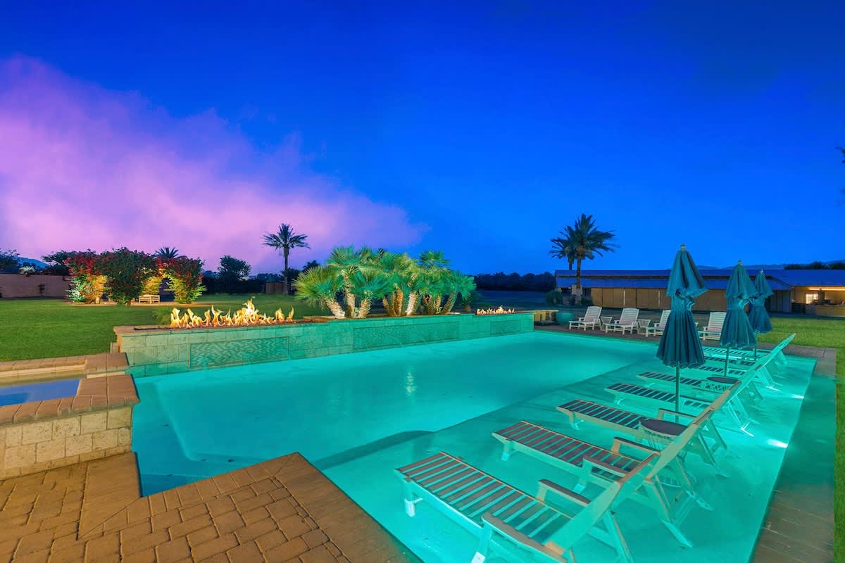 Sunset Club Ranch | 3 Homes + Pool Near Festivals 2