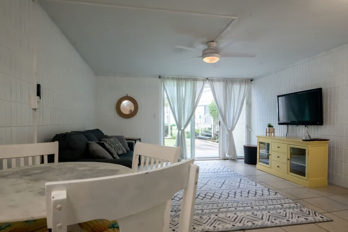 Ground Level Beachfront Studio — Hauula, HI — vacation rental