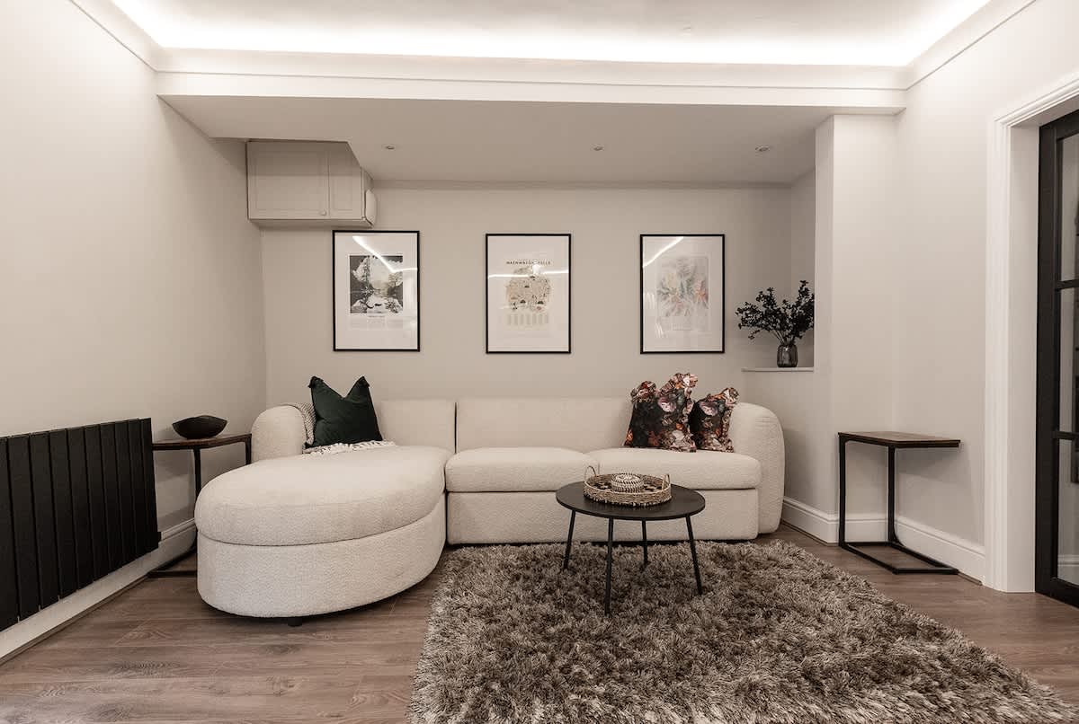 Beautiful Ambleside Apartment Near the Lake
