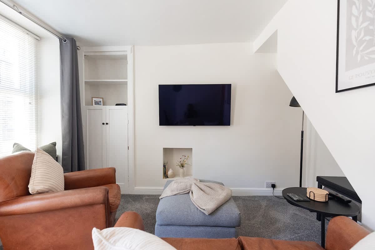 Charming Kendal Cottage Near Town Centre