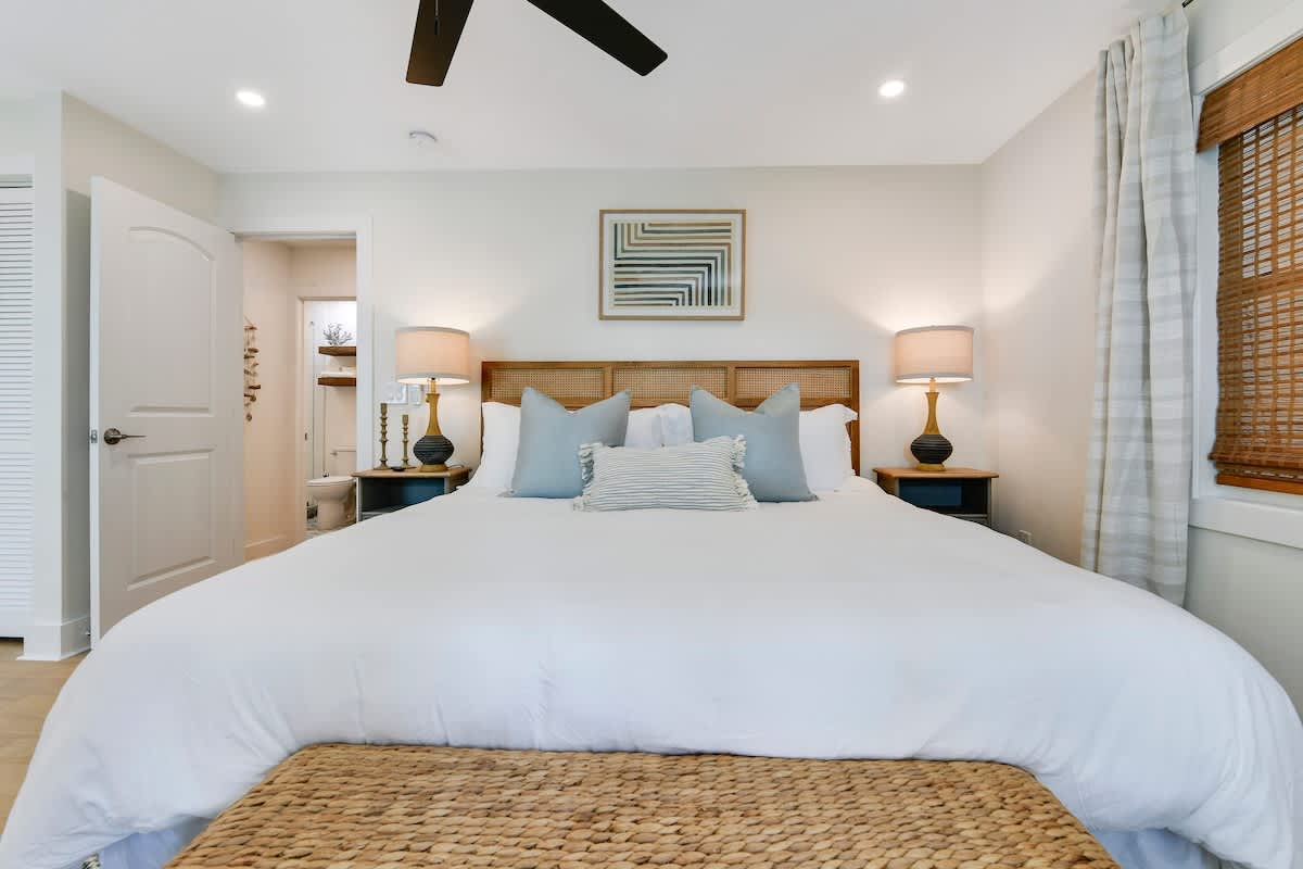 Downtown Cottage on Pine Ave — Stuart, FL — vacation rental