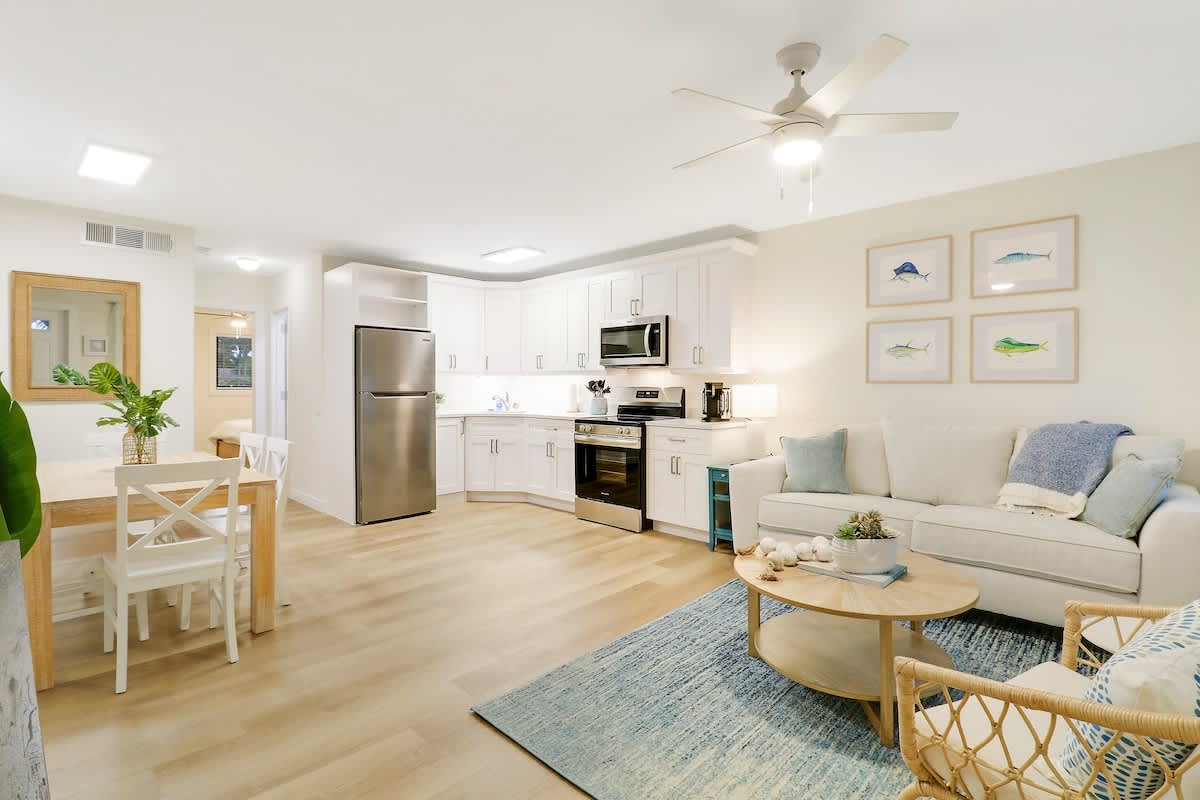 Sailfish Suites 10 - Waterfront and Pet Friendly — Stuart, FL — vacation rental