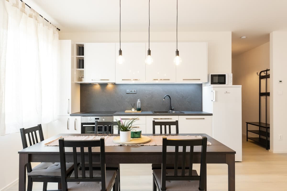 Beautiful apartment in city • Parking provided