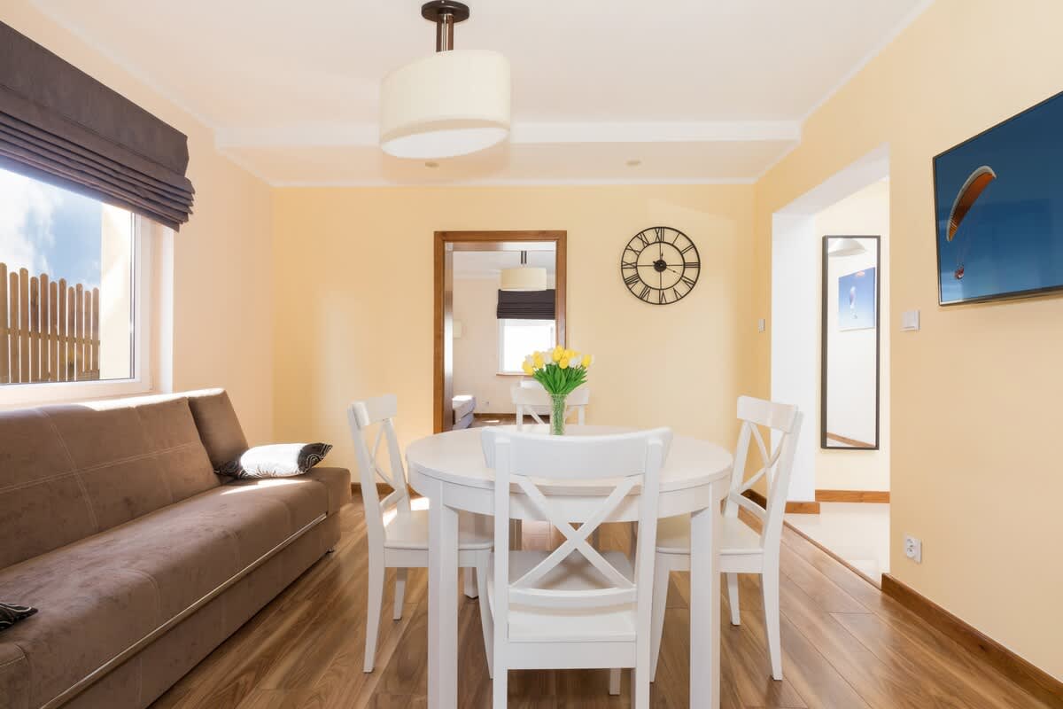 Dom Bursztyn | Ground Floor Apartment | 2 Bedrooms — Kołczewo, Województwo zachodniopomorskie — vacation rental
