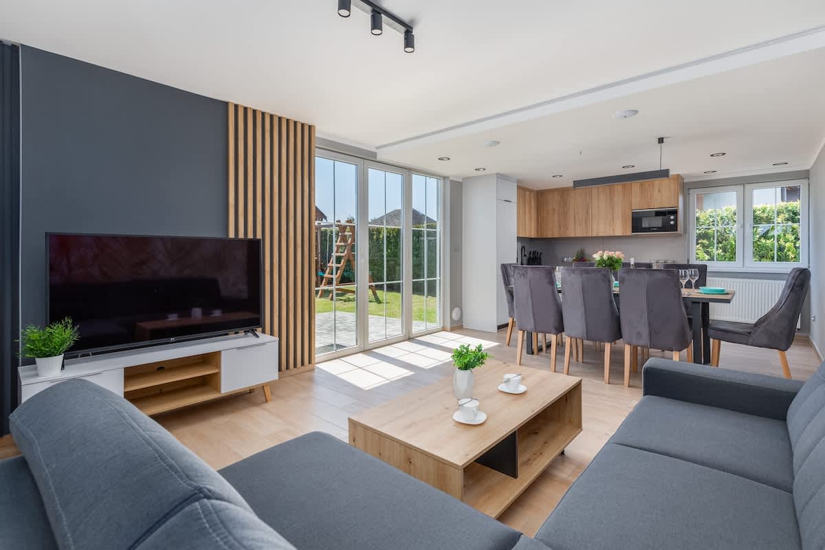 Alan Zastań House | Elegantly Decorated House with 3 Bedrooms | Garden with Playground | Parking | Modern equipment — Zastań, Województwo zachodniopomorskie — vacation rental