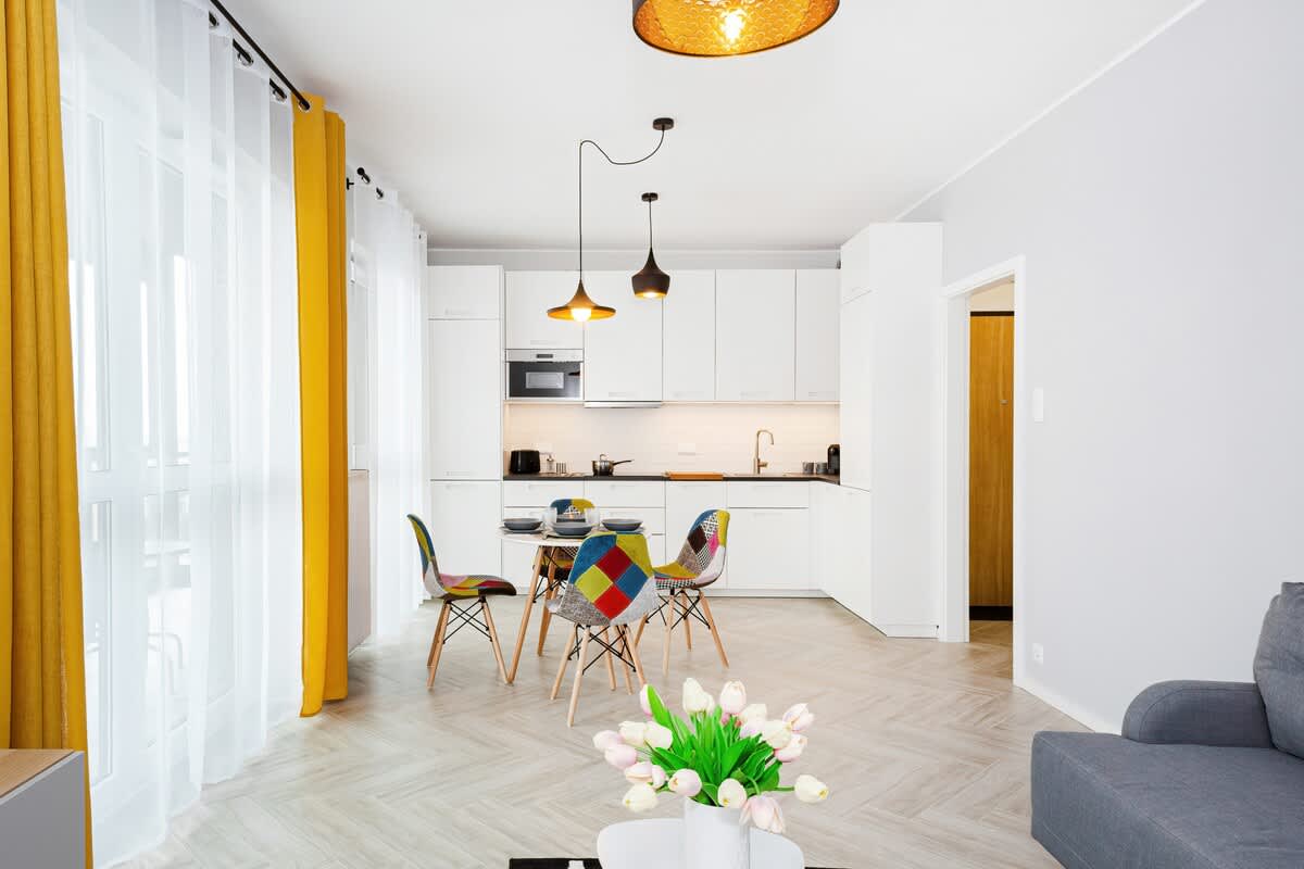 Rondo Wiatraczna | Large Apartment | Desk — Warszawa, Województwo mazowieckie — vacation rental