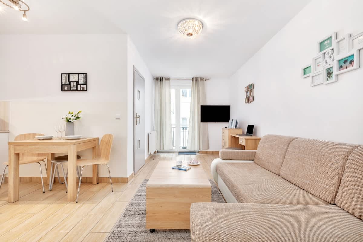 Armii Krajowej 6 | Beige Apartment | Parking — Świnoujście, Województwo zachodniopomorskie — vacation rental