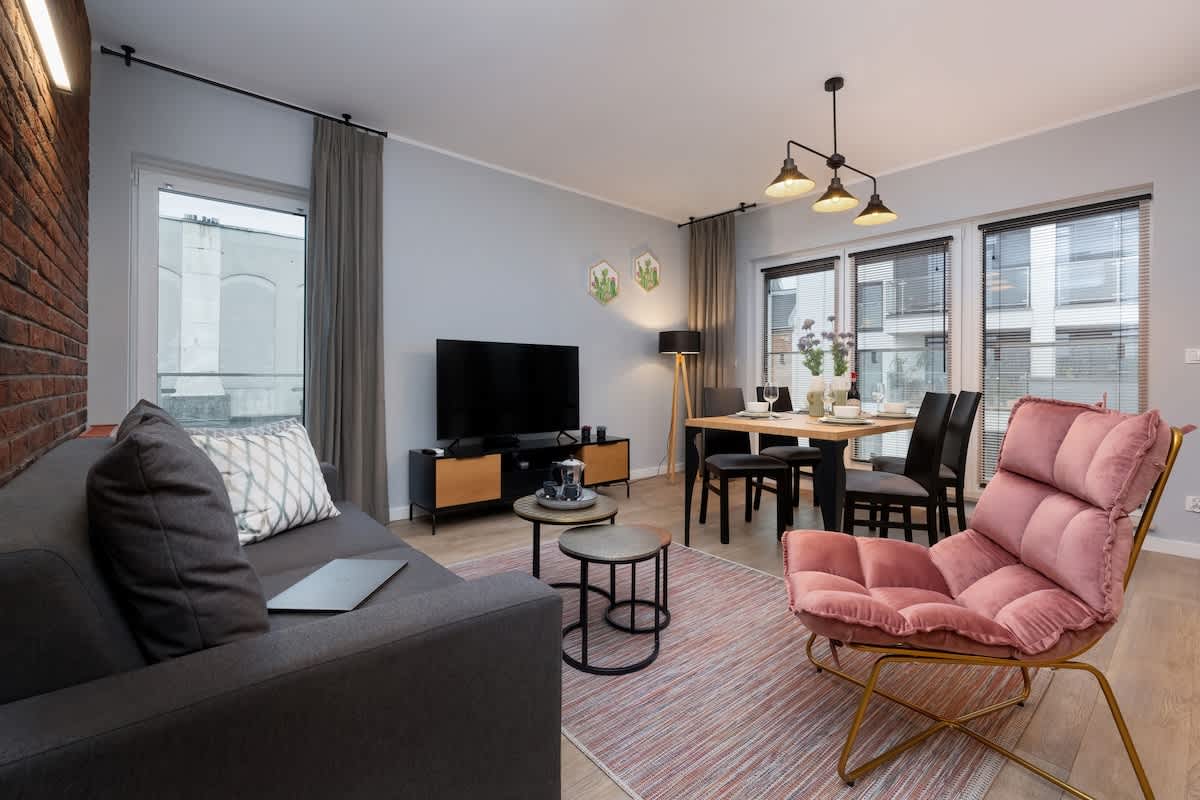 Mostowa 23A | Unique Apartment | Parking — Poznań, Województwo wielkopolskie — vacation rental