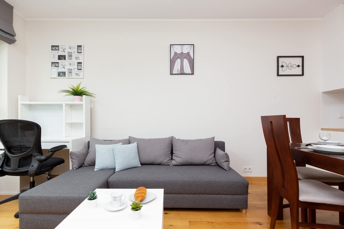 Międzyborska 10B Warsaw | Comfortable Apartment with Functional Interior | Balcony | Remote Working — Warszawa, Województwo mazowieckie — vacation rental