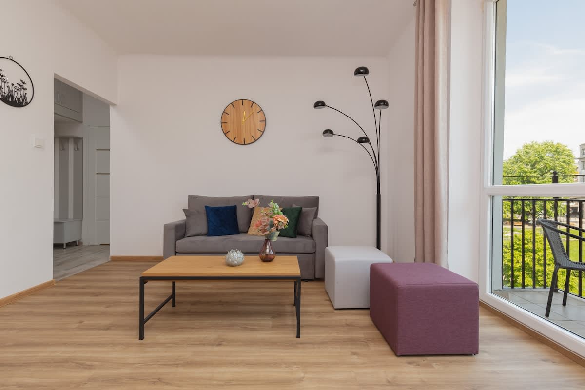 Dąbrowskiego 5 Warsaw | Elegant Studio in the Centre of Warsaw | Balcony — Warszawa, Województwo mazowieckie — vacation rental