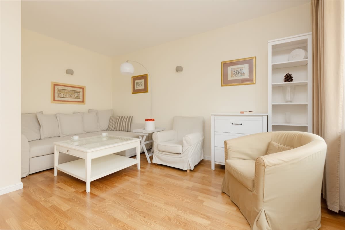 Żurawia 16A | Elegant Apartment | Desk — Warszawa, Województwo mazowieckie — vacation rental