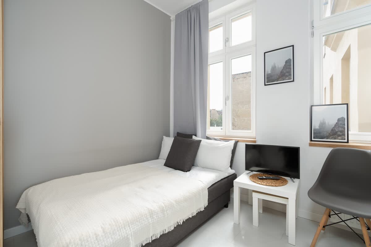 Gąsiorowskich 8 | Elegant Studio | SmartTV — Poznań, Województwo wielkopolskie — vacation rental