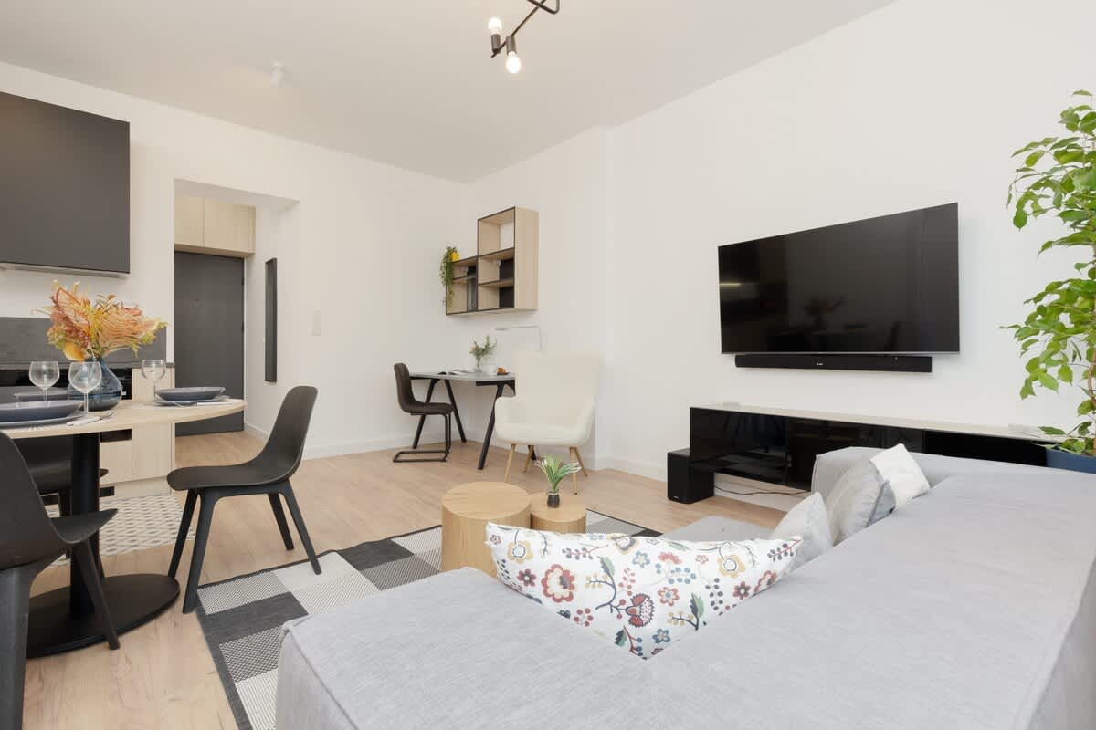 Emilii Plater 12 | Cozy Apartment | Desk — Warszawa, Województwo mazowieckie — vacation rental