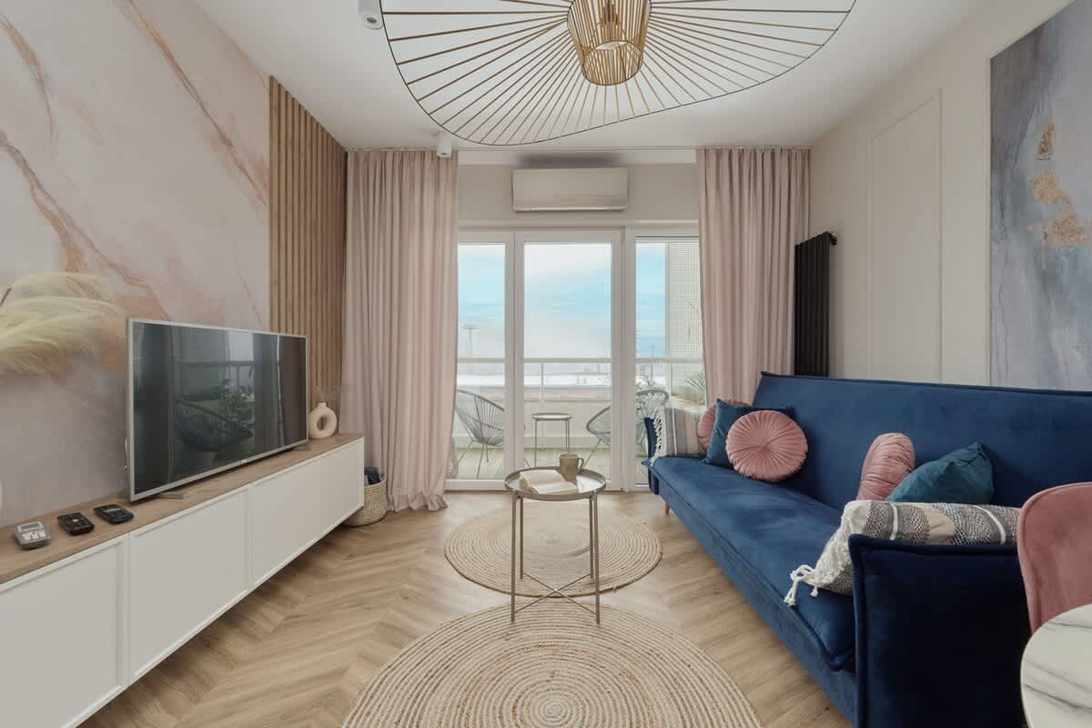 Elegant Apartment with Balcony Krakowska Wroclaw by Renters Prestige — Wrocław, Województwo dolnośląskie — vacation rental