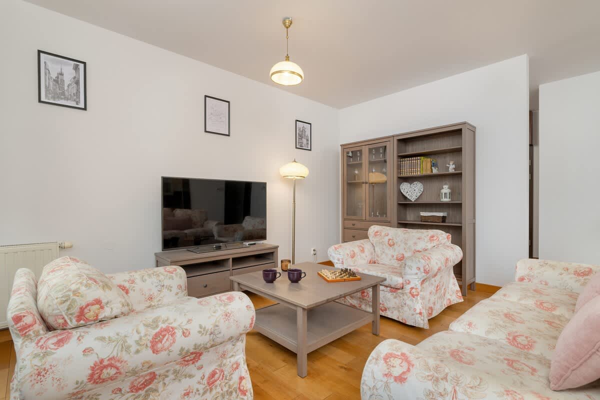 Ludwinowska 11 | Apartment with Balcony | Parking — Kraków, Województwo małopolskie — vacation rental