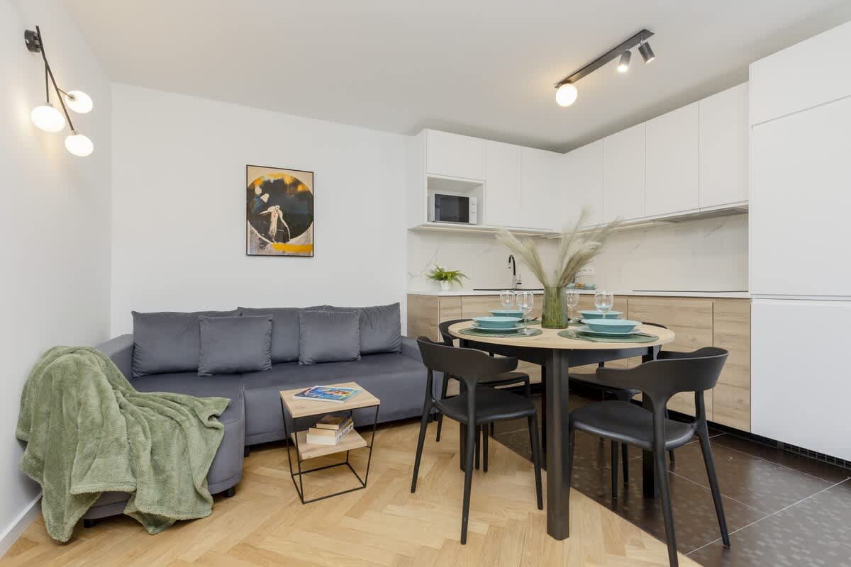 Al. Solidarności 82 | Apartment| Remote work — Warszawa, Województwo mazowieckie — vacation rental