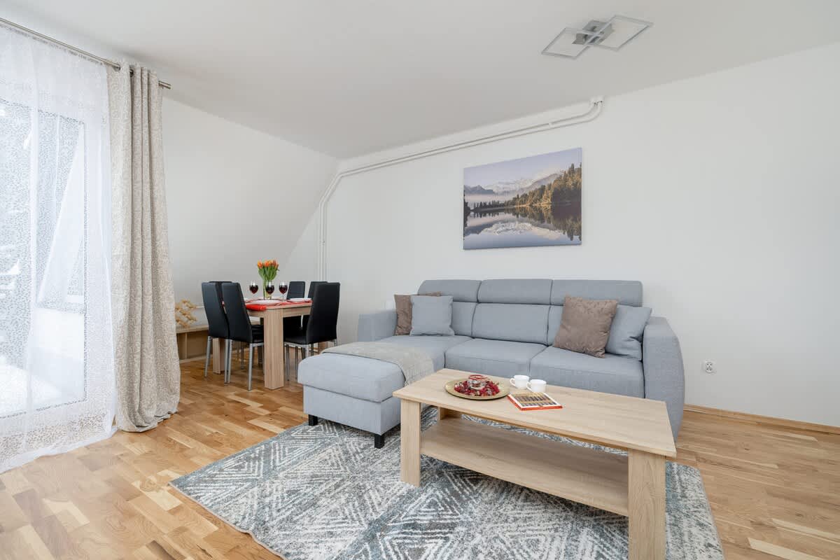Os. Pardałówka 1 | Cozy Apartment | Terrace — Zakopane, Województwo małopolskie — vacation rental