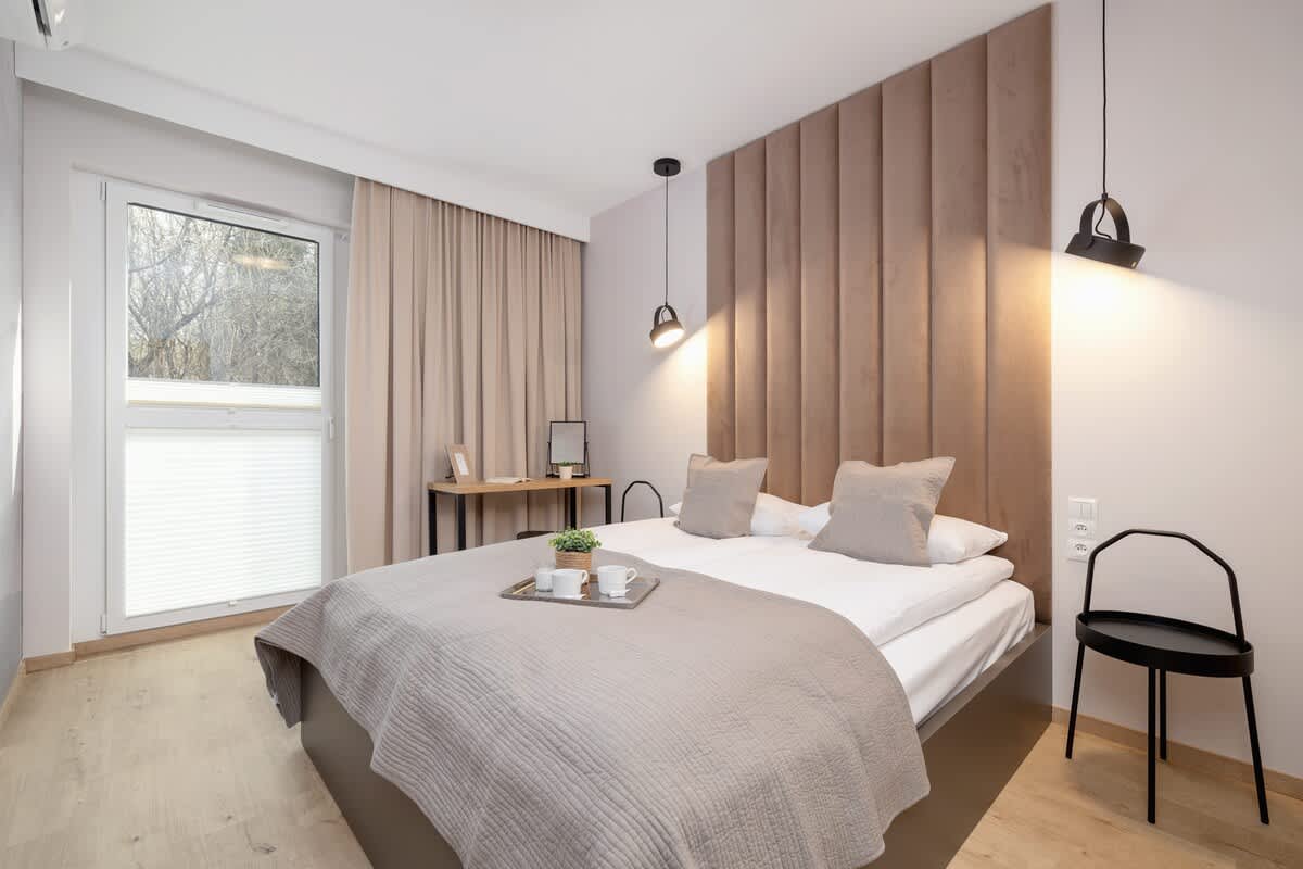 Lema 19 Uniqe Apartment in Krakow with Garden, Air Conditioning, Parking near Tauron Arena by Renters Prestige   — Kraków, Województwo małopolskie — vacation rental
