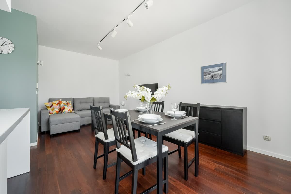 Przyjaźni 4B | Practical Apartment | Parking — Wrocław, Województwo dolnośląskie — vacation rental