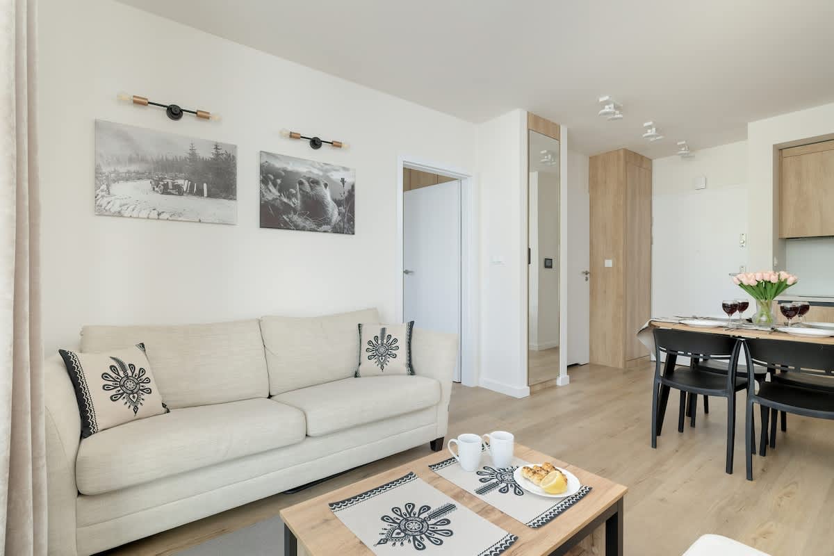 Szymony 17E | Prestigious Apartment | Parking
