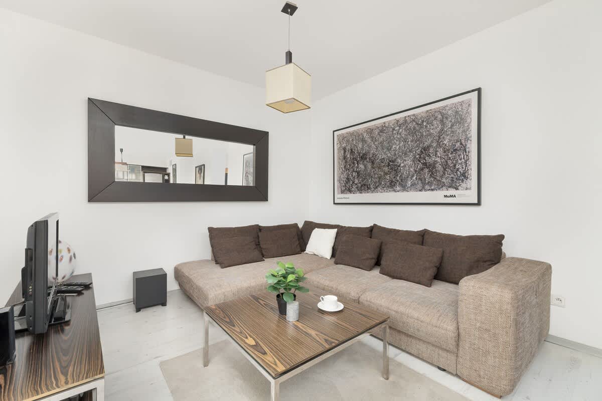 Pola 7 | Kraków | Spacious Apartment | Parking | Desk — Kraków, Województwo małopolskie — vacation rental