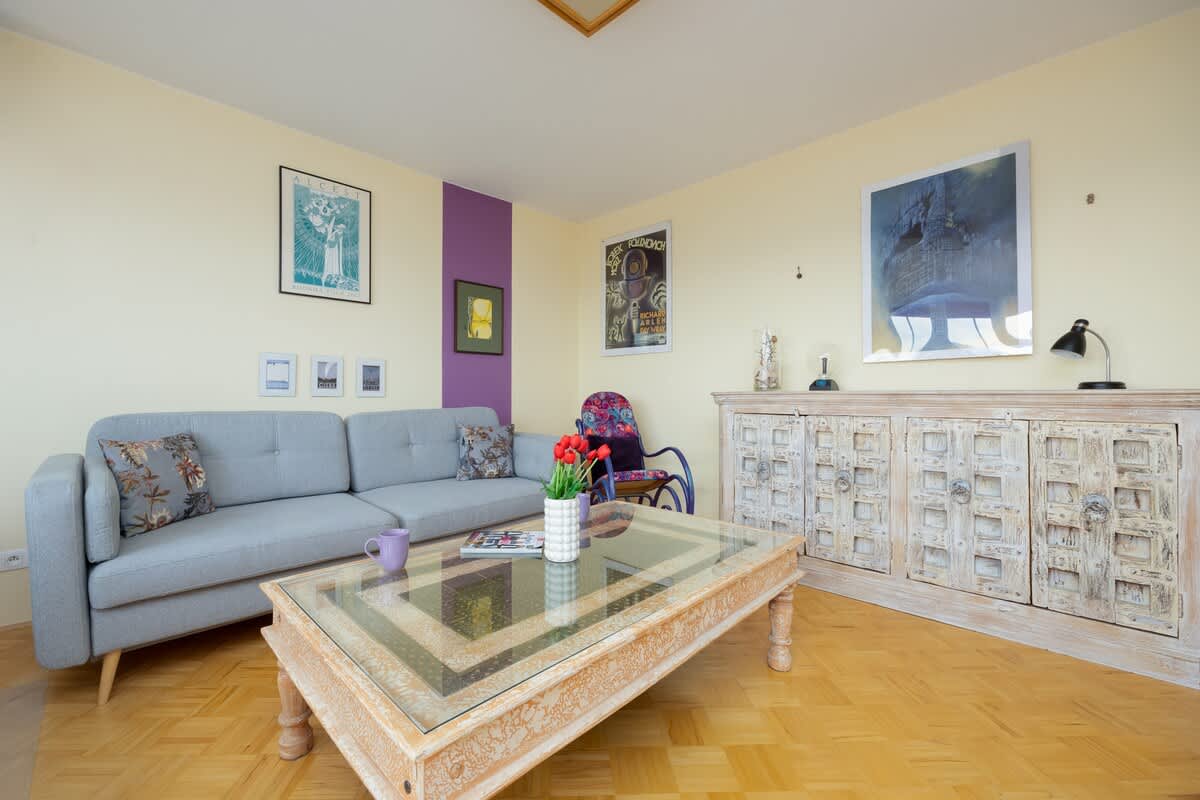 Mickiewicza 74 | Spacious Apartment | A/C — Warszawa, Województwo mazowieckie — vacation rental