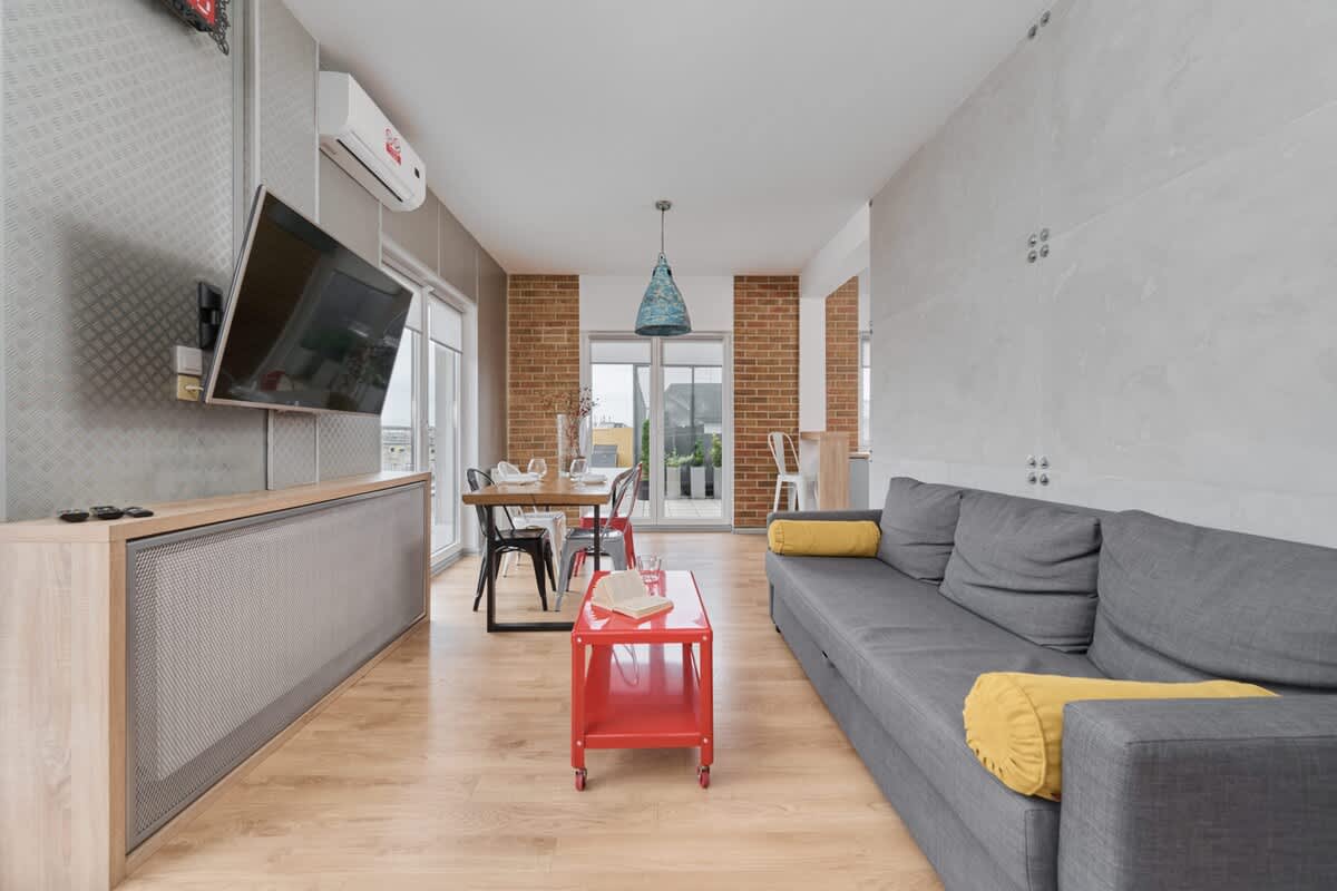 Beautiful Apartment with Spacious Balcony by Noclegi Renters — Wrocław, Województwo dolnośląskie — vacation rental