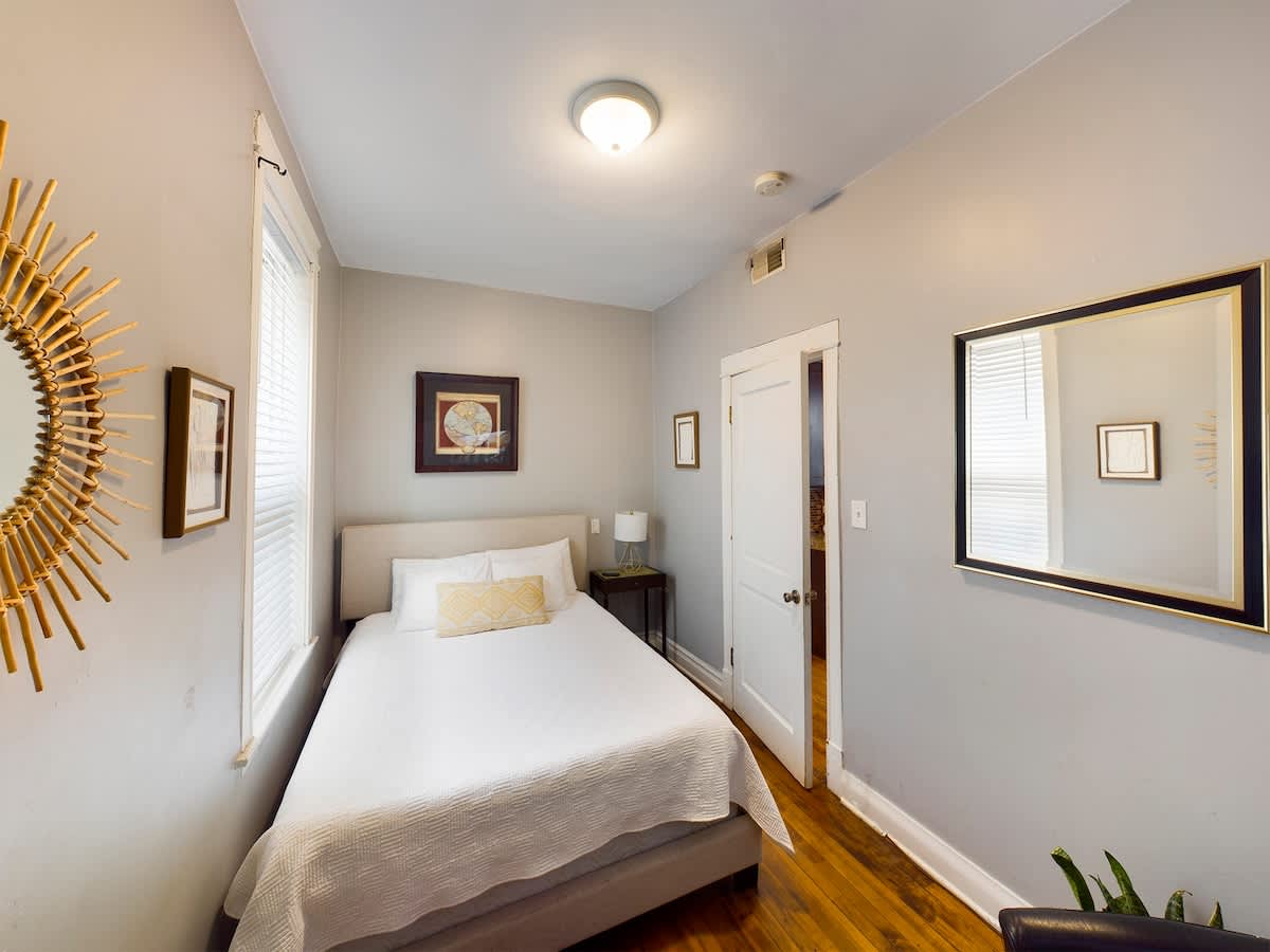 Chi-Town Hideout #1-2-3 6