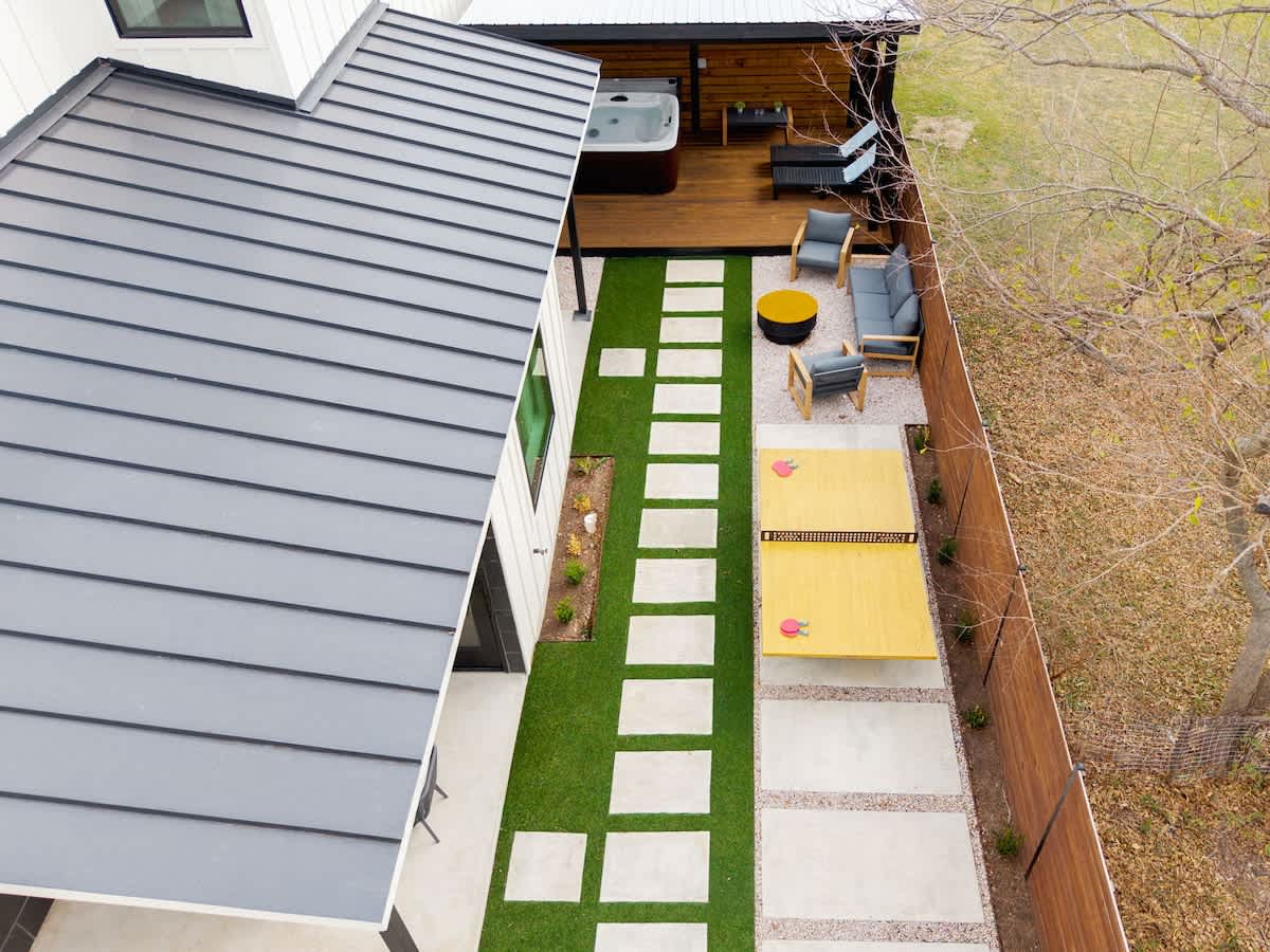 Austin’s Ember House | Courtyard • Hot Tub • Pit