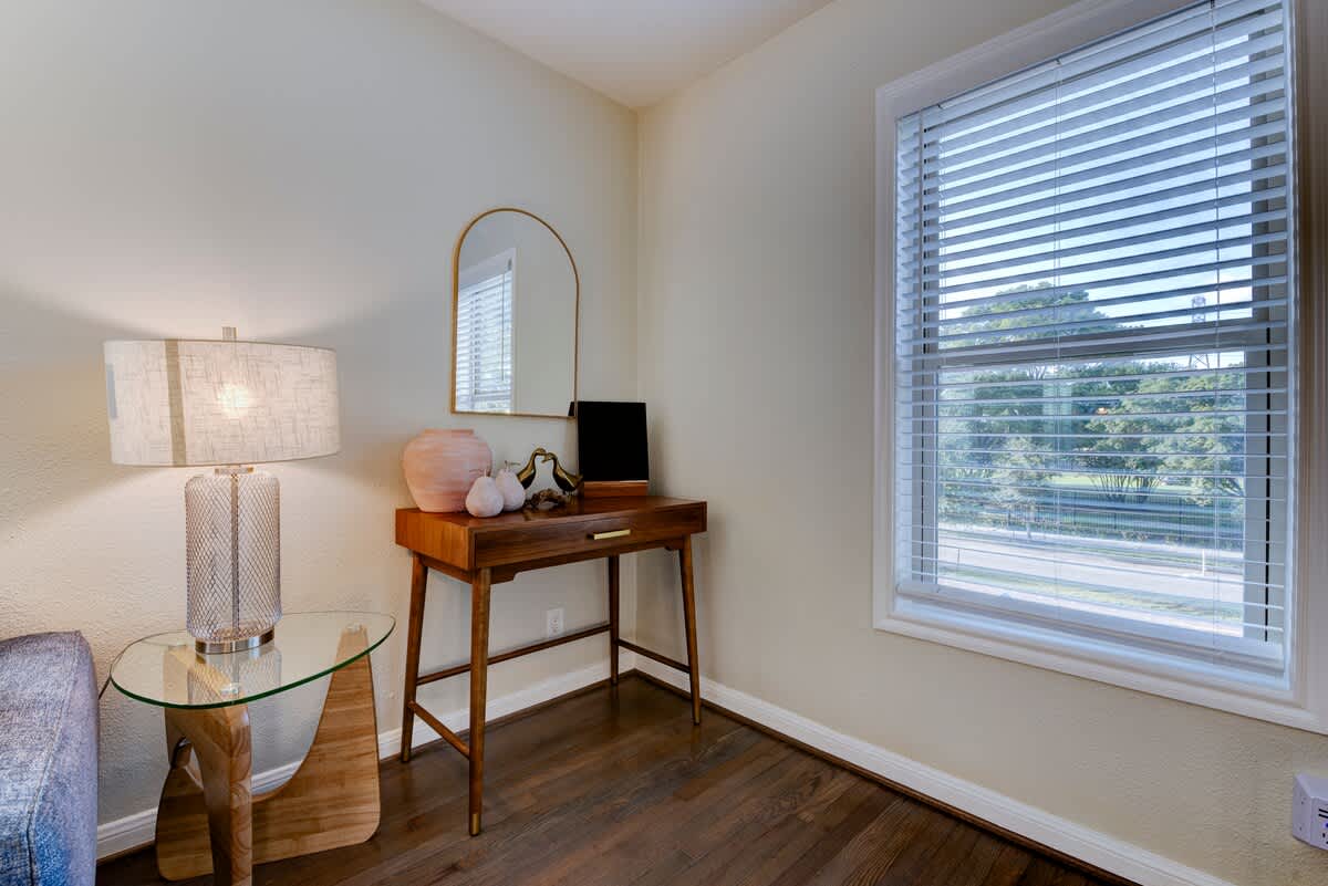 Beautiful Unit in the Heart of Houston