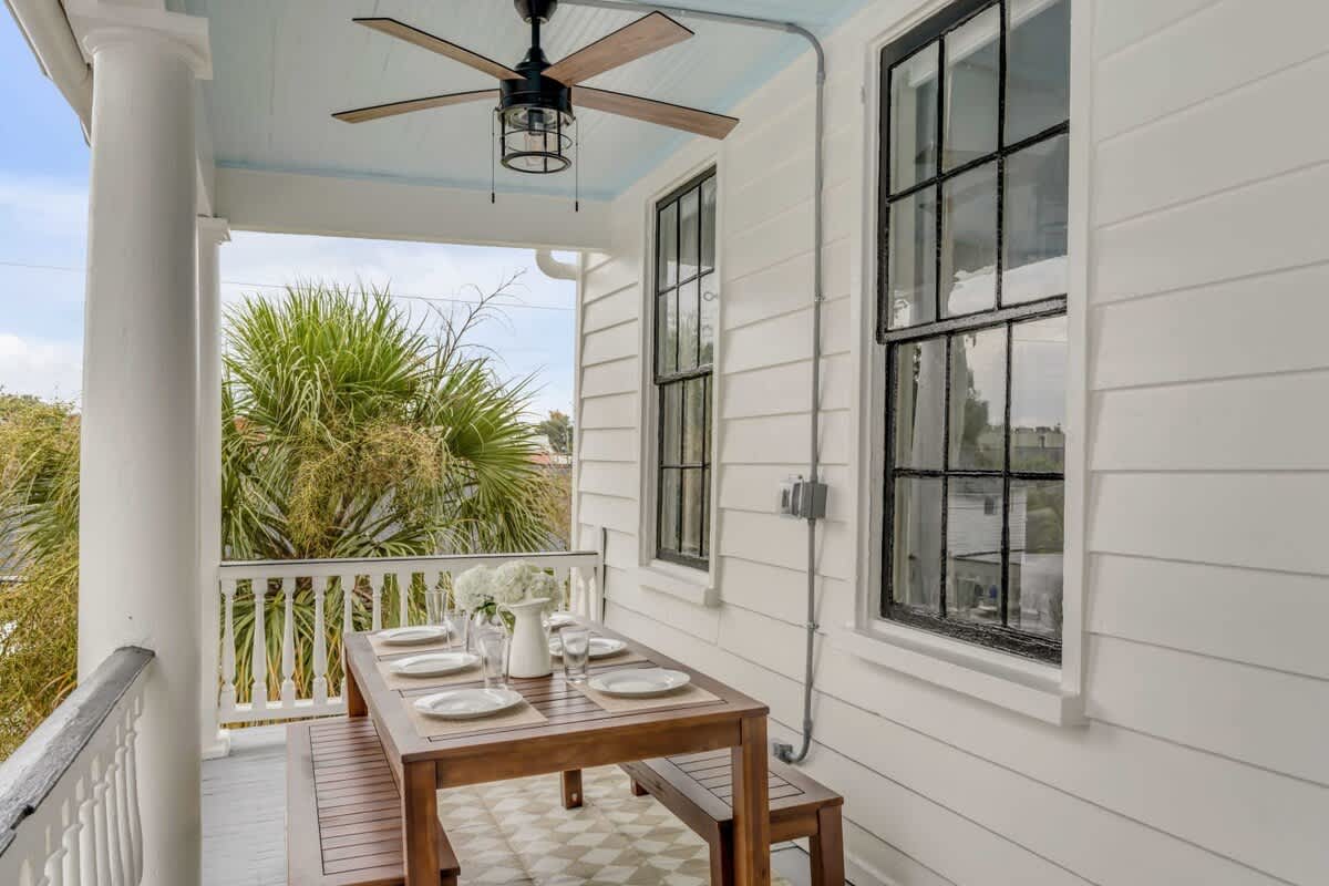 Outdoor dining space