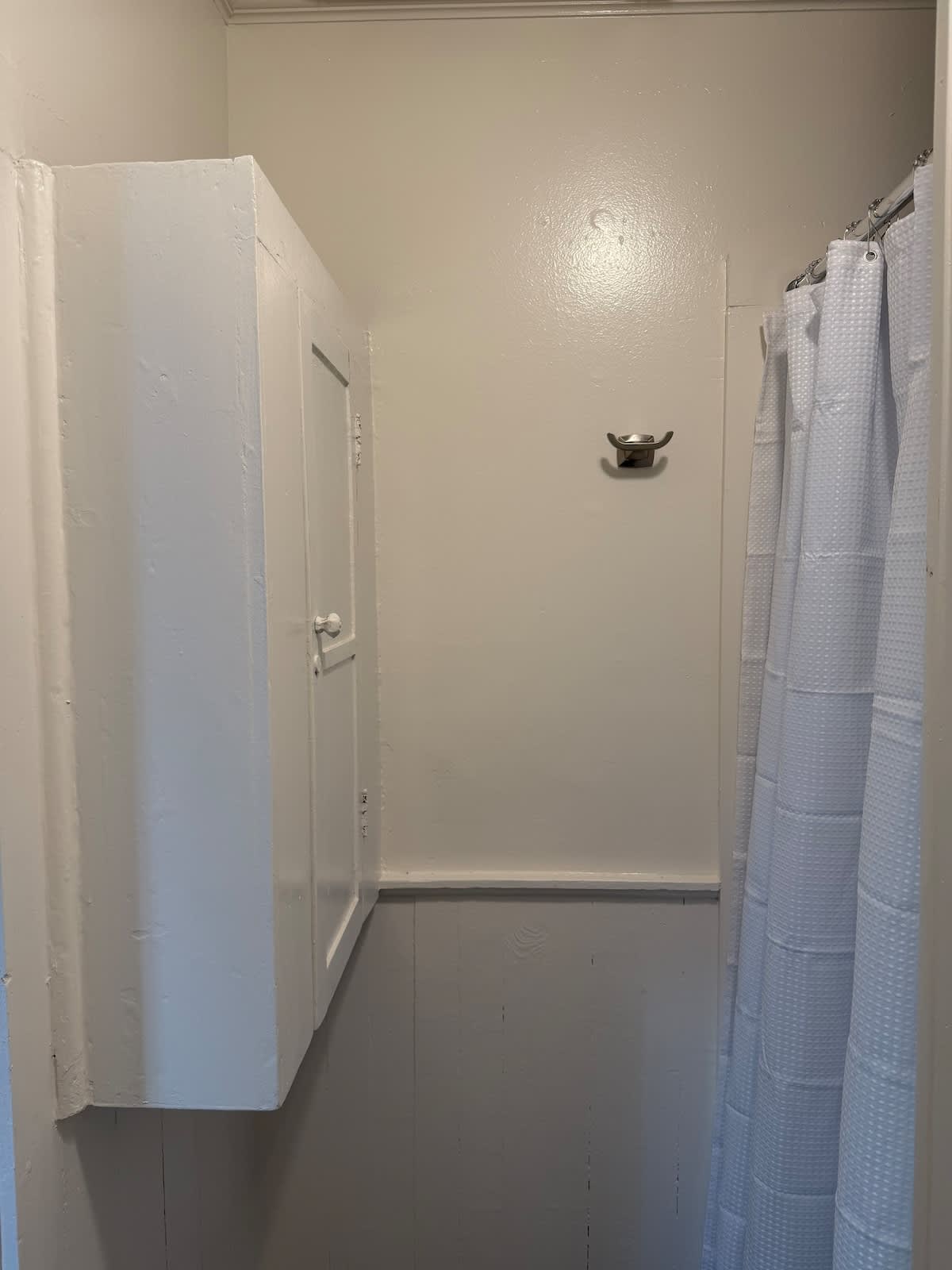 Cozy Modern Studio - Heart of Lafayette