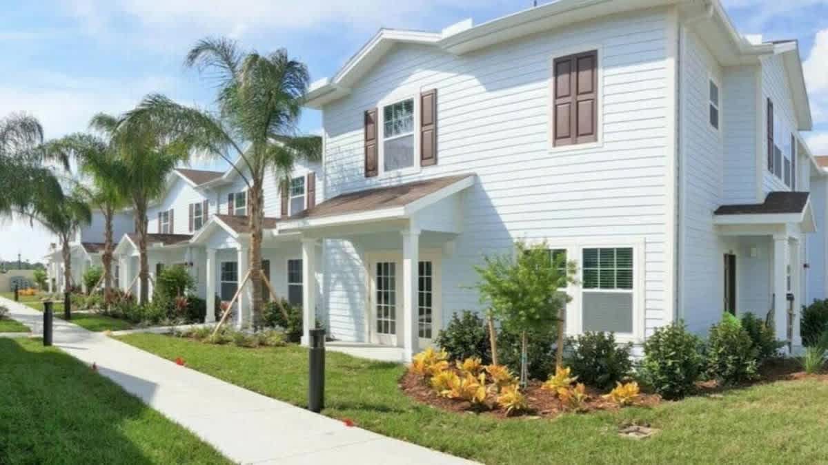 3222 - 4 Bedrooms - 3 Bathrooms - West Lucaya