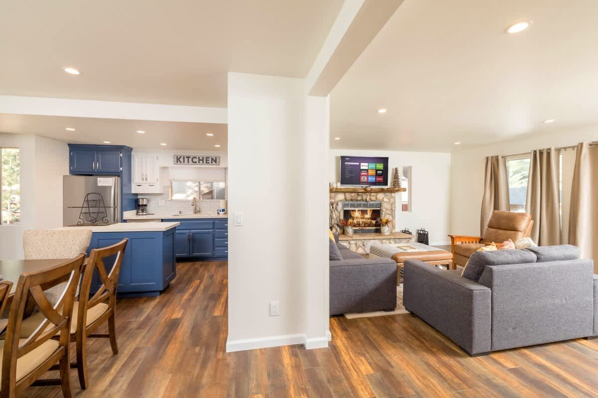 Open Concept living area.