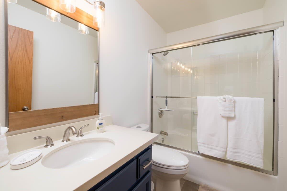 2nd sparkling clean Bathroom. Upstairs.