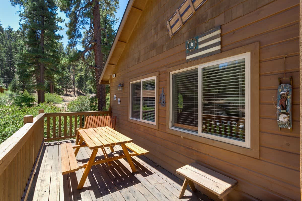 Picnic table on the top deck