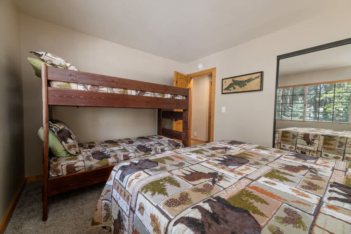Bedroom 3 twin bunks