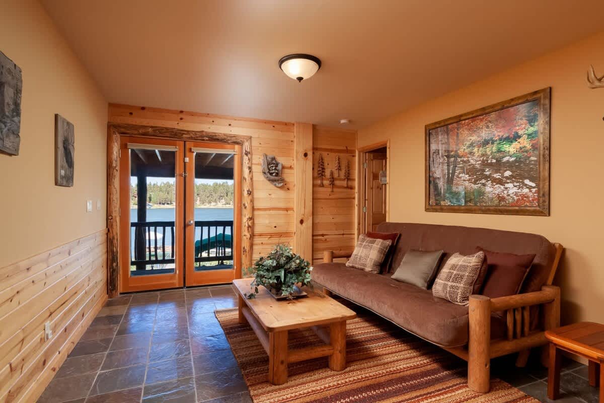 Sitting area with futon next to the sauna