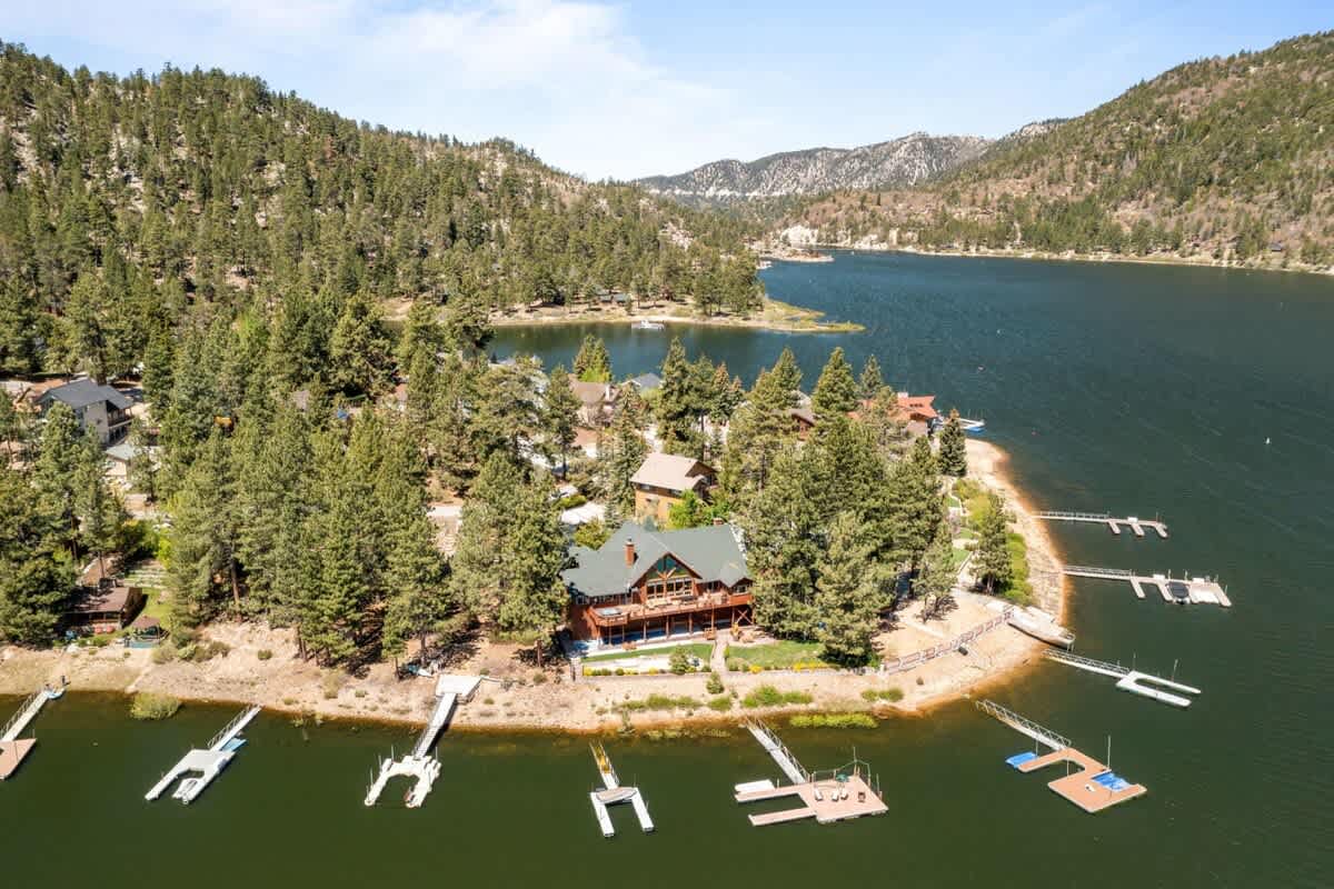 Aerial view: right on Big Bear Lake