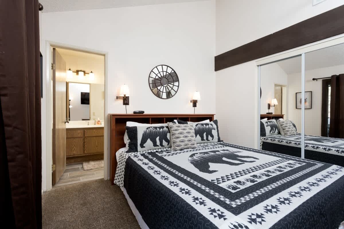 Comfortable King size Bedroom with its own full bathroom and LCD TV.
