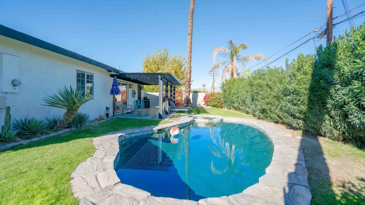 Private pool and spa